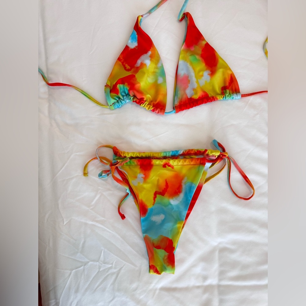 Tie-dye bikini!